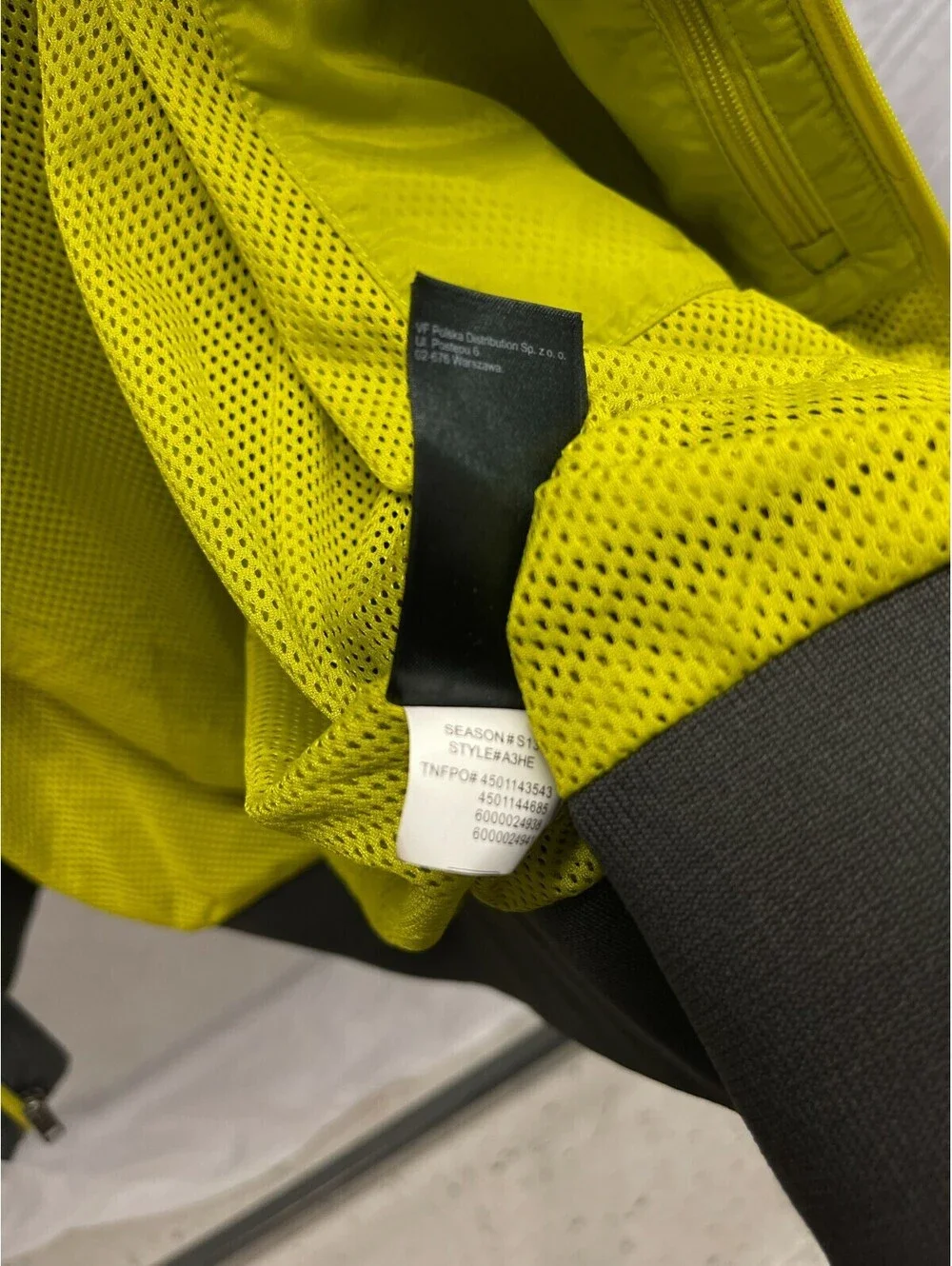 The North Face Diablo Gray Wind Jacket w/ Packable Hood Medium